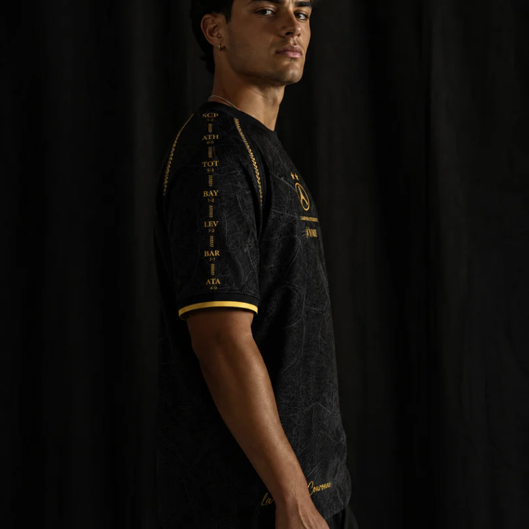 MAILLOT PSG DOUBLE COURONNES