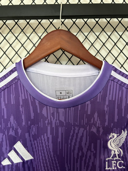 LIVERPOOL MAILLOT CONCEPT 2025/2026