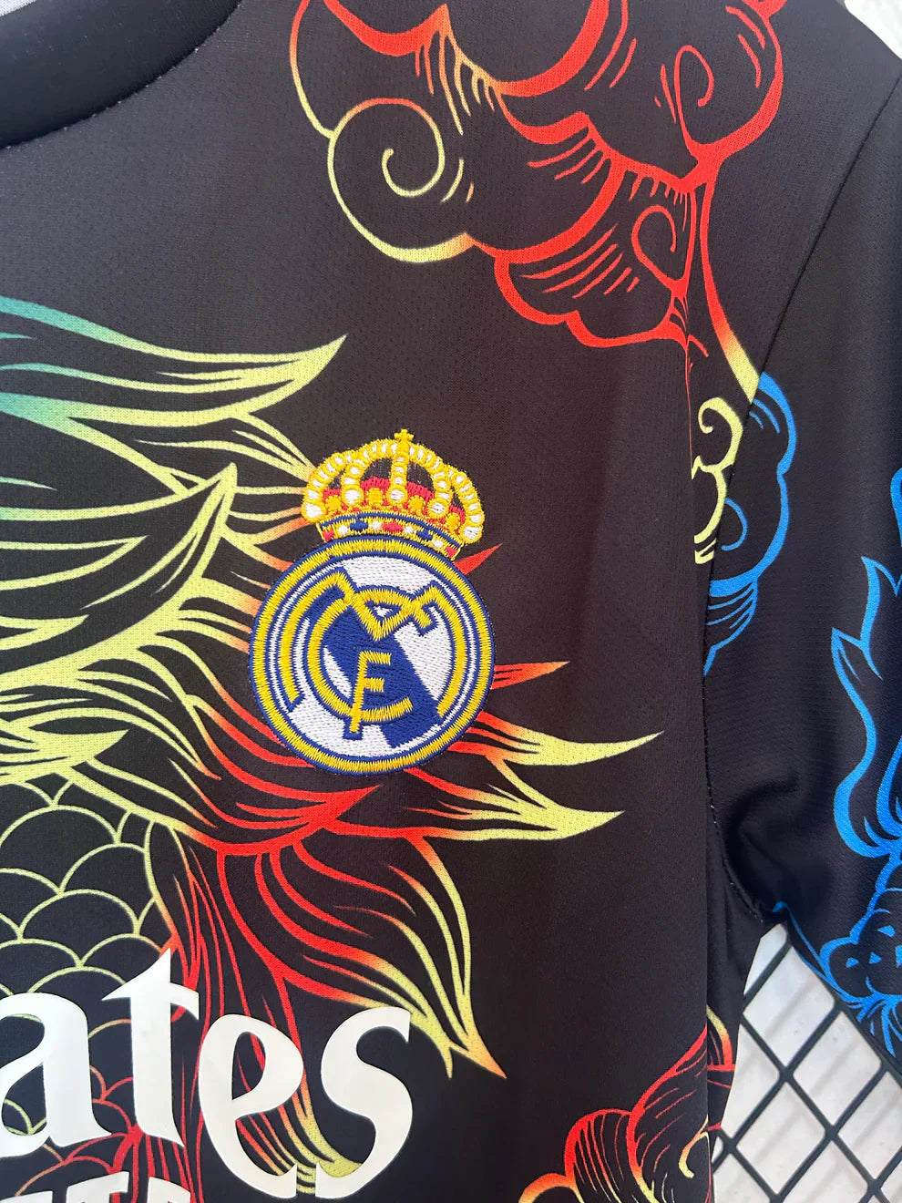 REAL MADRID MAILLOT CONCEPT 2024/2025