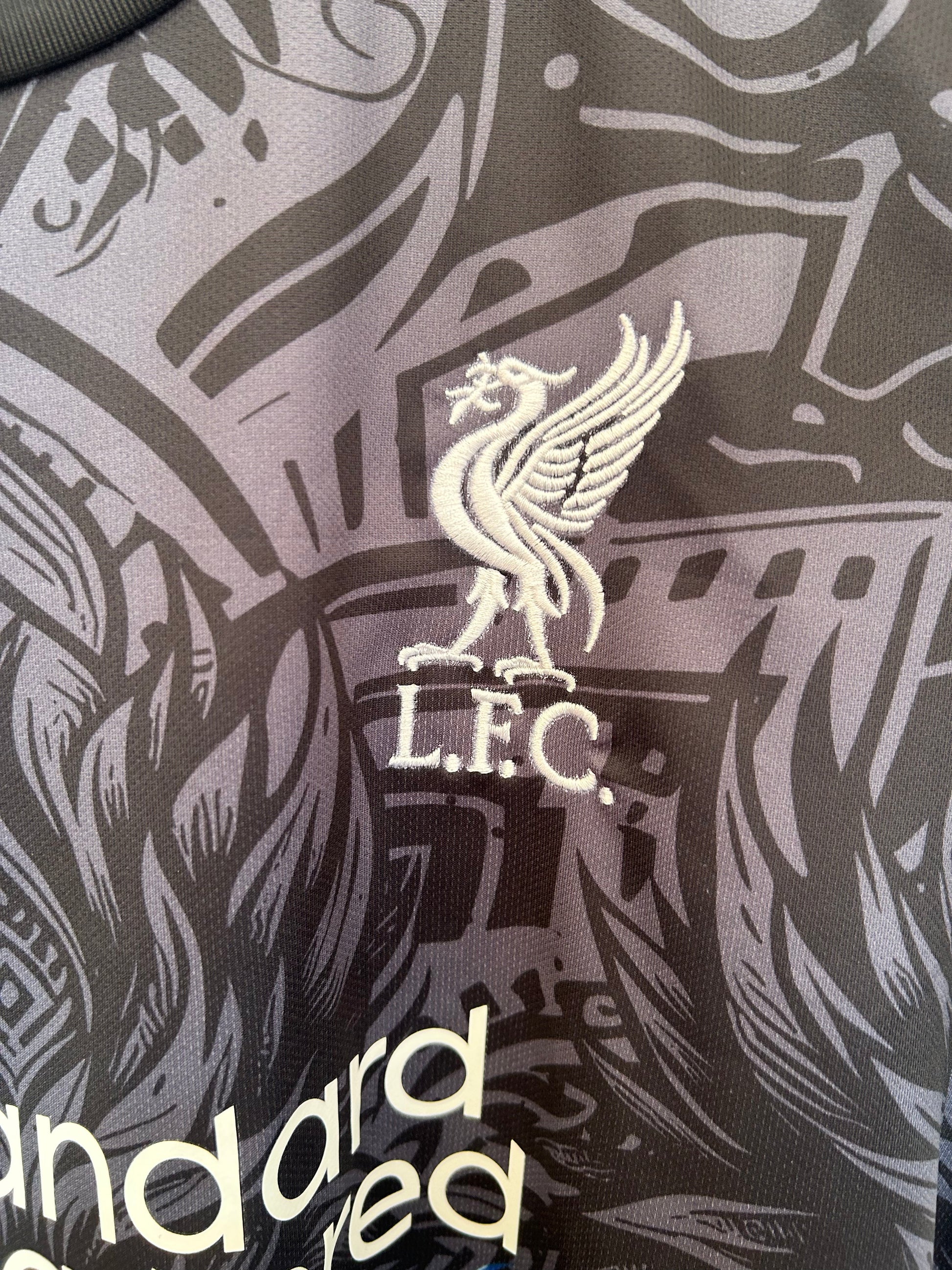 LIVERPOOL MAILLOT CONCEPT 2025/2026