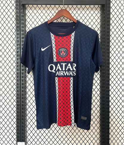 PARIS SAINT GERMAIN MAILLOT CONCEPT 2025/2026