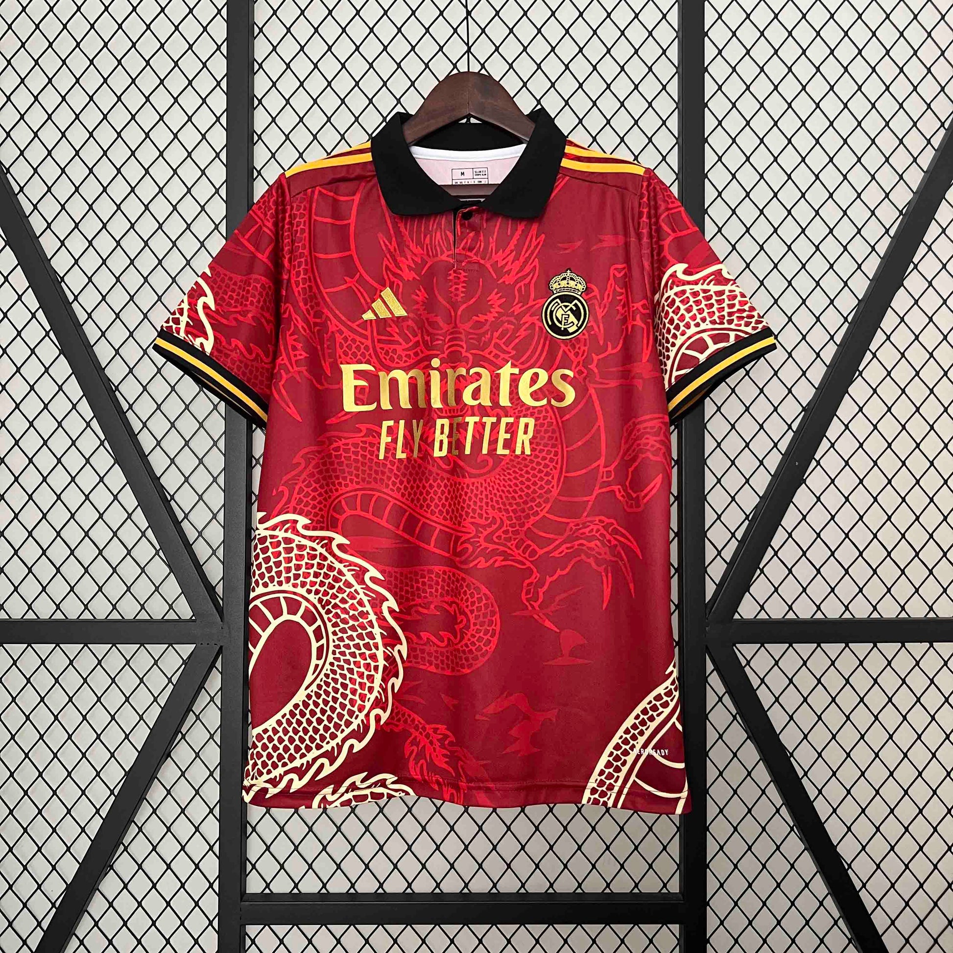 2024/25 MAILLOT REAL MADRID CONCEPT DRAGON ROUGE