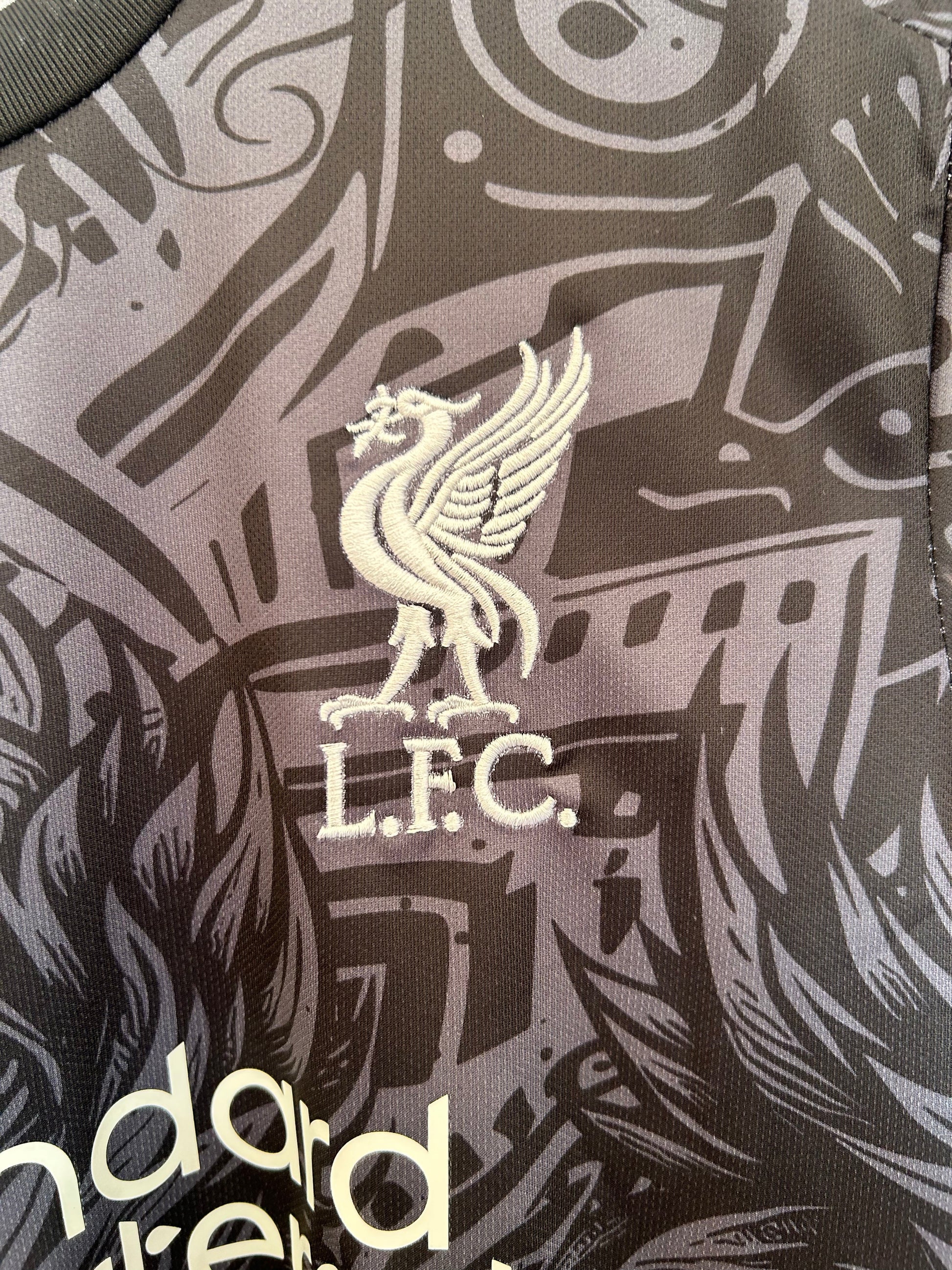 LIVERPOOL MAILLOT CONCEPT 2025/2026
