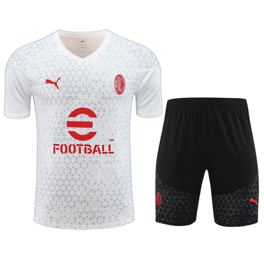 TRAINING AC MILAN 2023-2024